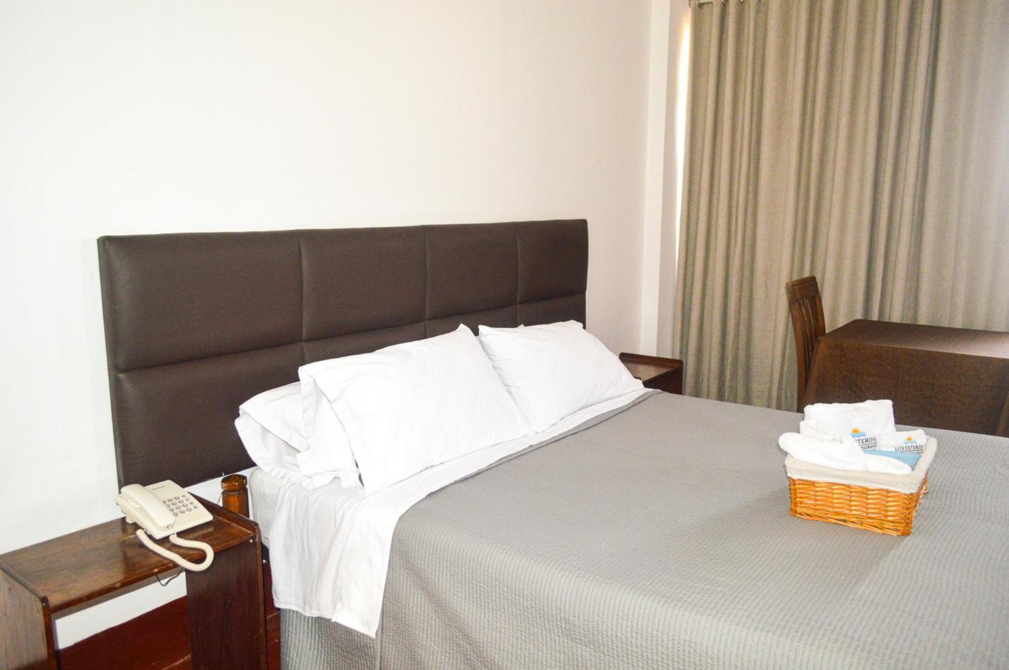 Los Esteros Hostal Huanchaco Extérieur photo